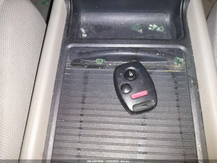 2010 Honda Civic Lx VIN: 2HGFA1F57AH535132 Lot: 43979065