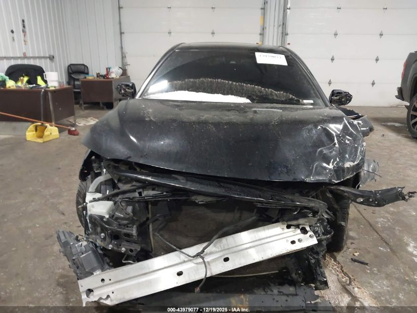 2018 Toyota Camry Se VIN: 4T1B11HK0JU136765 Lot: 43979077