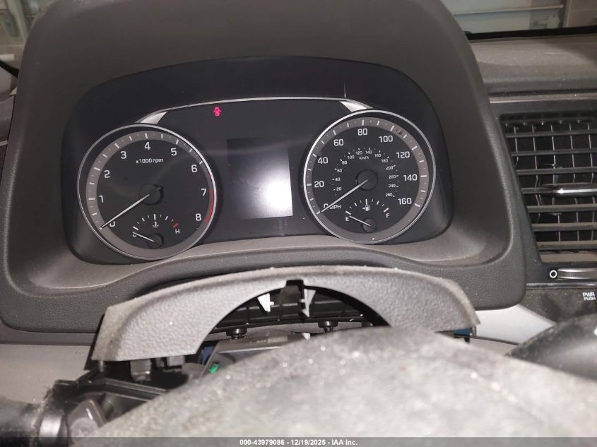 2018 Hyundai Elantra Se VIN: 5NPD74LF4JH278005 Lot: 43979086