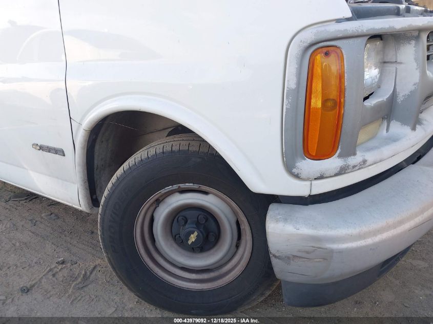 2001 Chevrolet Express VIN: 1GCEG15M211145927 Lot: 43979092