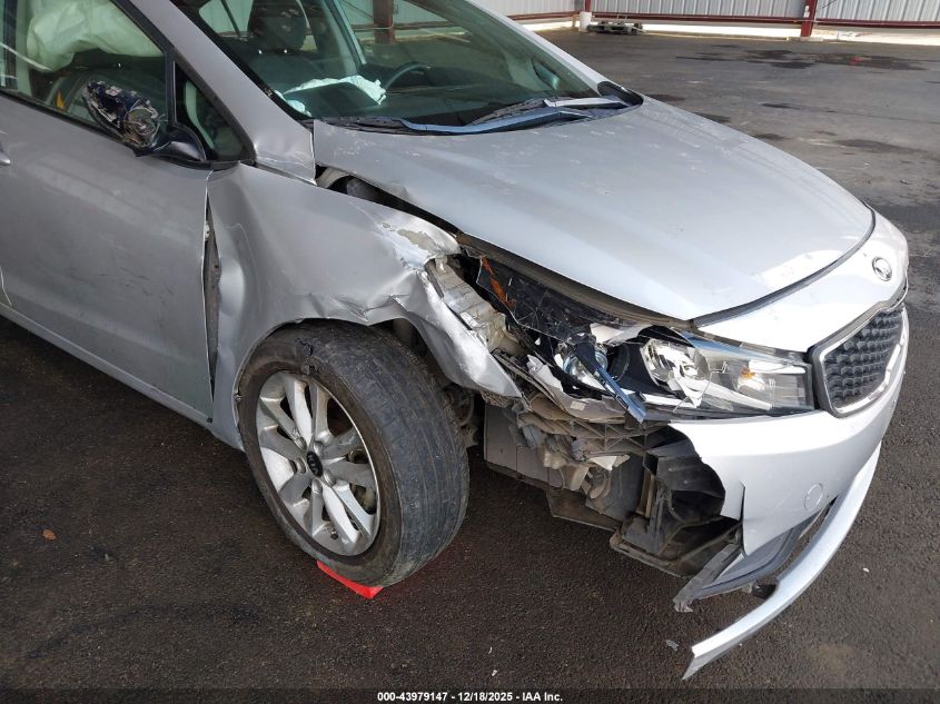 2017 Kia Forte Lx VIN: 3KPFL4A72HE151963 Lot: 43979147