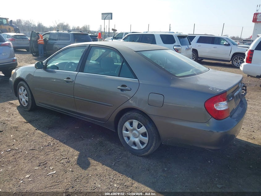 2004 Toyota Camry Le