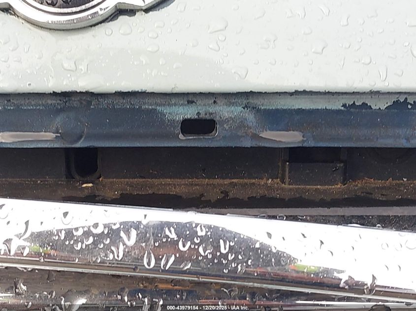 2011 Mini Cooper Clubman VIN: WMWZF3C53BT267520 Lot: 43979154