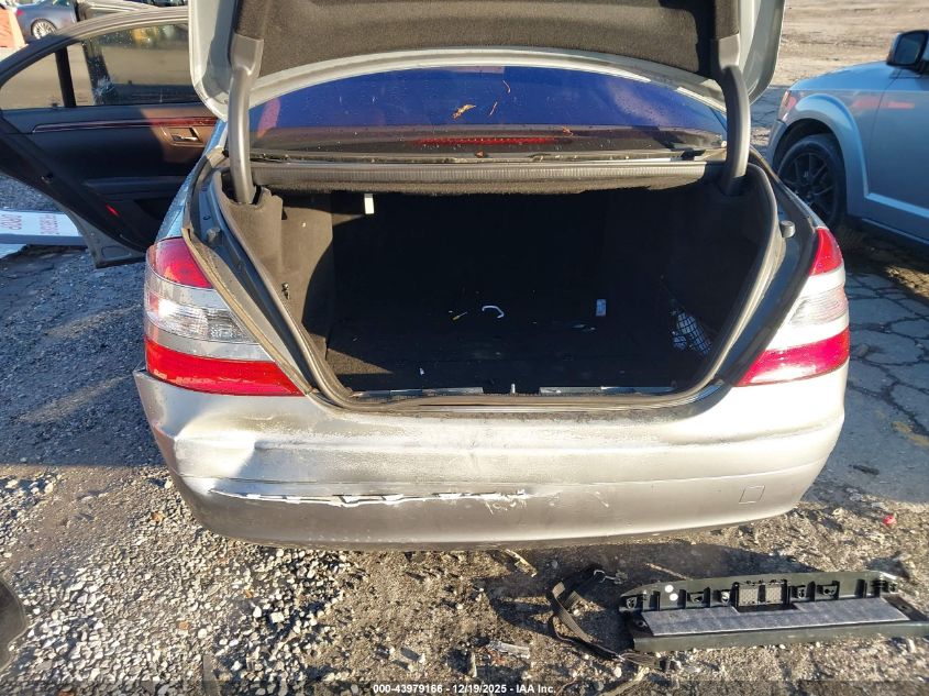 2007 Mercedes-Benz S 550 VIN: WDDNG71XX7A136328 Lot: 43979166