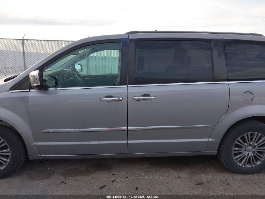 2014 Chrysler Town & Country Touring-L VIN: 2C4RC1CG6ER165092 Lot: 43979183