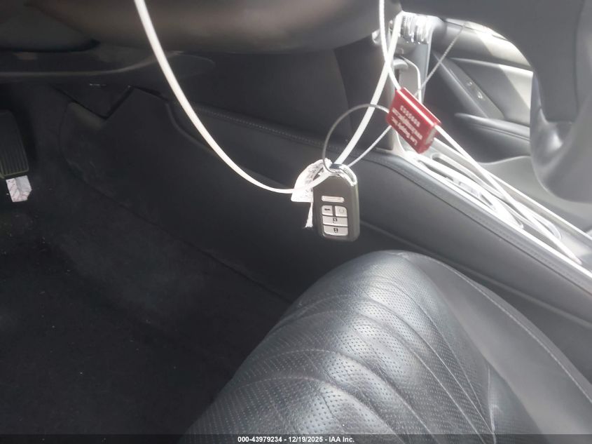 2018 Honda Accord Touring 2.0T VIN: 1HGCV2F95JA032892 Lot: 43979234