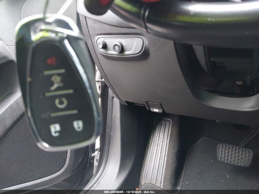 2019 Chevrolet Equinox Lt VIN: 3GNAXUEV1KS675161 Lot: 43979247