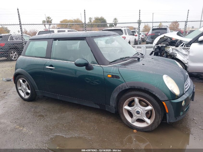 2005 Mini Cooper VIN: WMWRC33575TK60776 Lot: 43979262
