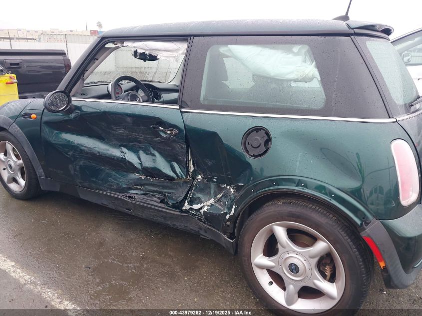 2005 Mini Cooper VIN: WMWRC33575TK60776 Lot: 43979262