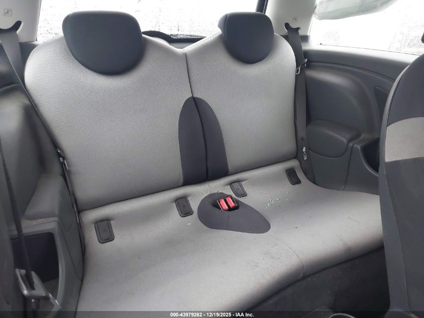 2005 Mini Cooper VIN: WMWRC33575TK60776 Lot: 43979262