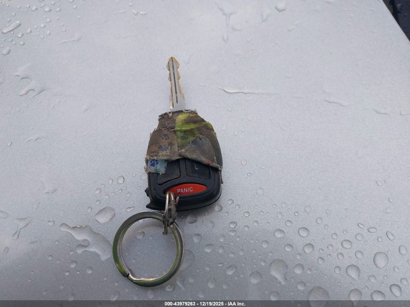 2005 Jeep Grand Cherokee Laredo VIN: 1J4GR48K05C638914 Lot: 43979263