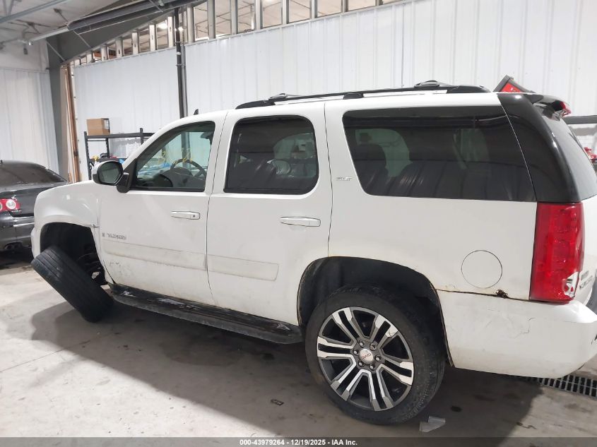 2008 GMC Yukon Slt VIN: 1GKFK130X8R151686 Lot: 43979264