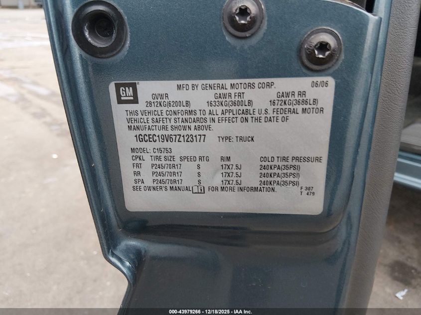 2007 Chevrolet Silverado 1500 Classic Lt1 VIN: 1GCEC19V67Z123177 Lot: 43979266