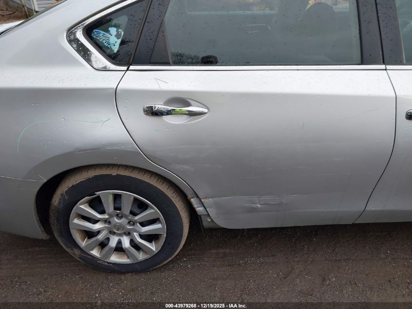 2013 Nissan Altima 2.5 S VIN: 1N4AL3AP3DC261500 Lot: 43979268