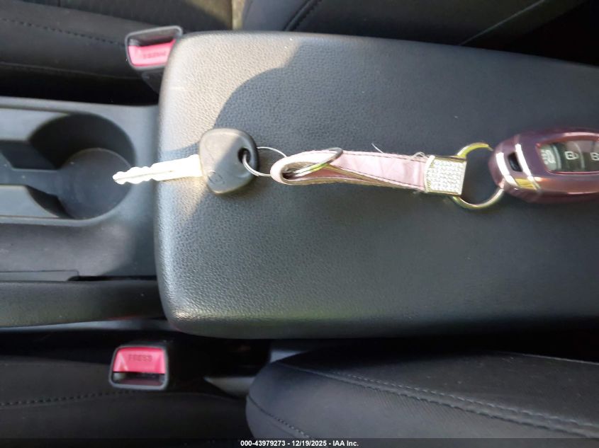 2020 Hyundai Elantra Sel VIN: 5NPD84LF9LH530234 Lot: 43979273