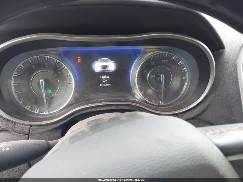 2019 Chrysler 300 Limited Awd VIN: 2C3CCAKG1KH566398 Lot: 43979274