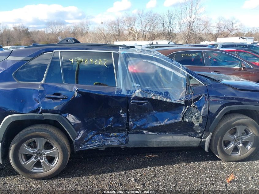 2024 Toyota Rav4 Xle VIN: 2T3P1RFV1RW446363 Lot: 43979282