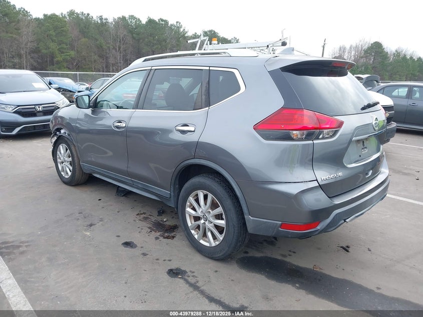 2017 Nissan Rogue Sv