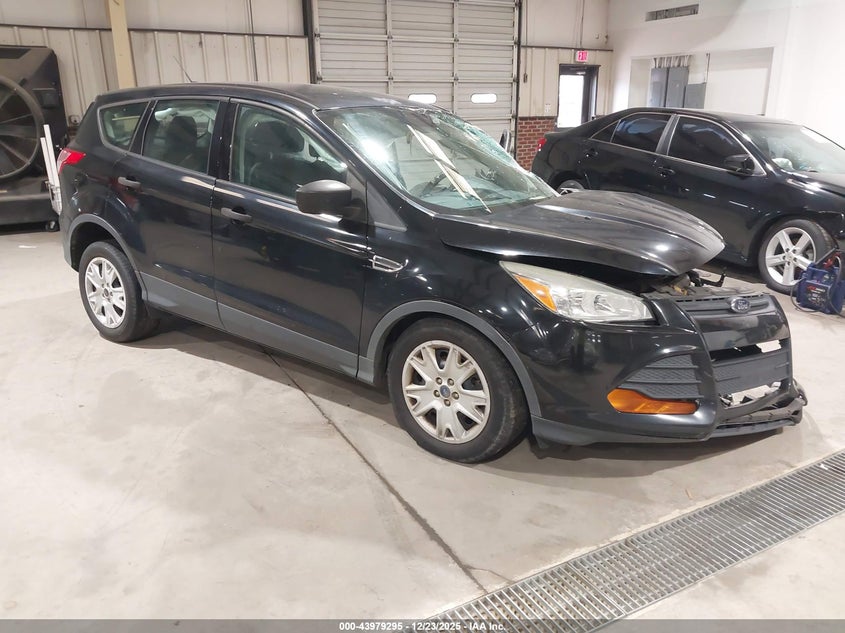 1FMCU0F71GUB51675 2016 Ford Escape S auction photo 1