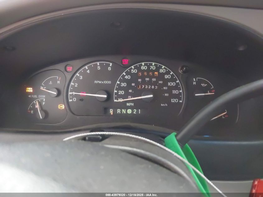 2000 Mercury Mountaineer VIN: 4M2ZU76E2YUJ24261 Lot: 43979320