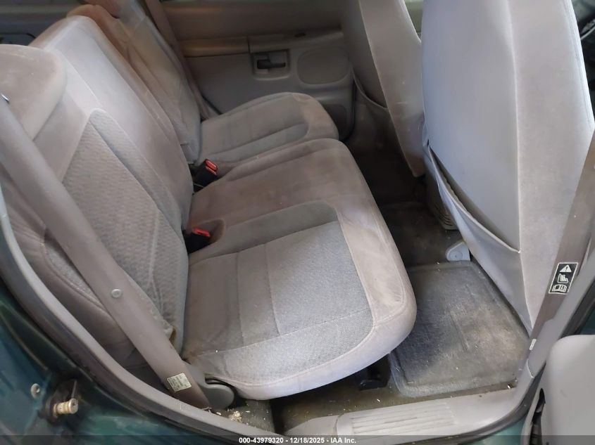 2000 Mercury Mountaineer VIN: 4M2ZU76E2YUJ24261 Lot: 43979320