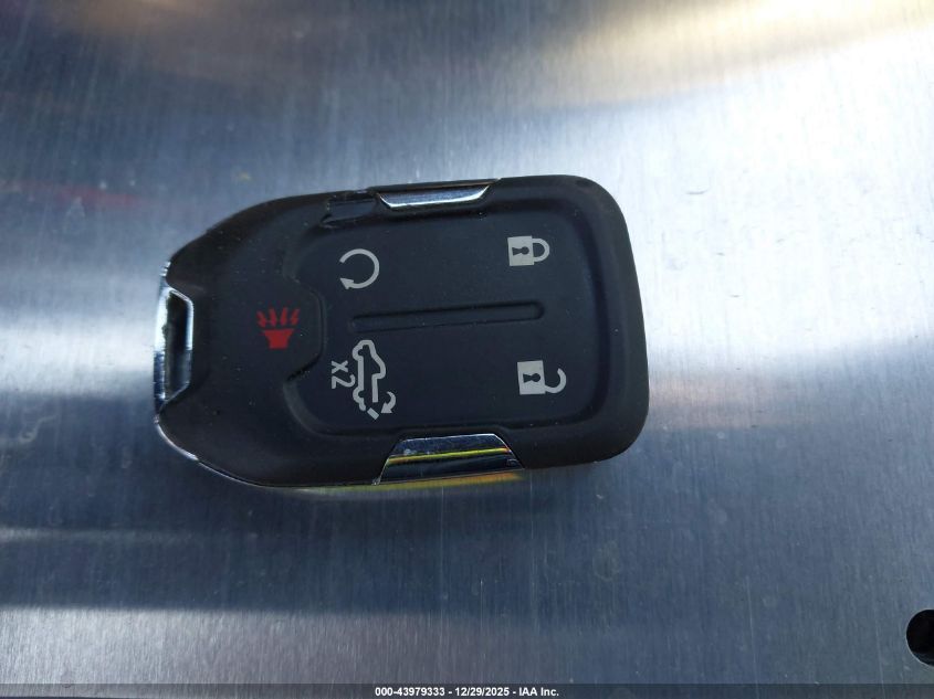 2021 Chevrolet Silverado 1500 - 1GCPYFED7MZ225409