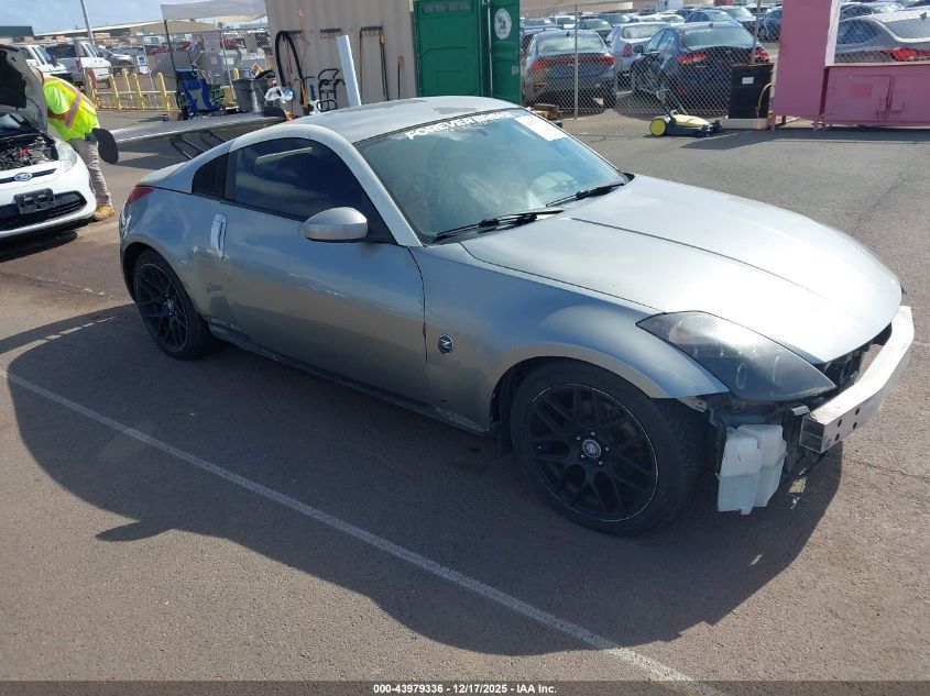 2005 Nissan Z