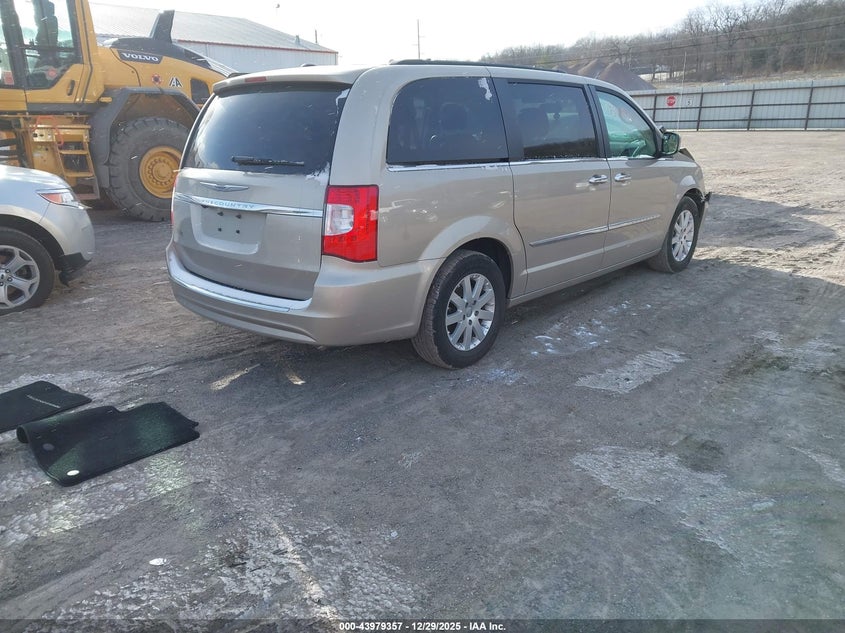 2016 Chrysler Town & Country Touring