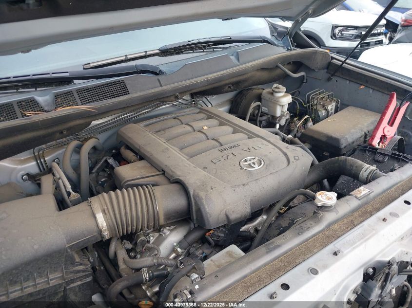 2018 Toyota Tundra Sr5 5.7L V8 VIN: 5TFDY5F15JX749067 Lot: 43979368