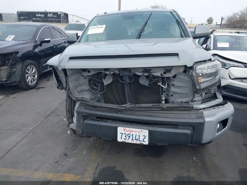 2018 Toyota Tundra Sr5 5.7L V8 VIN: 5TFDY5F15JX749067 Lot: 43979368