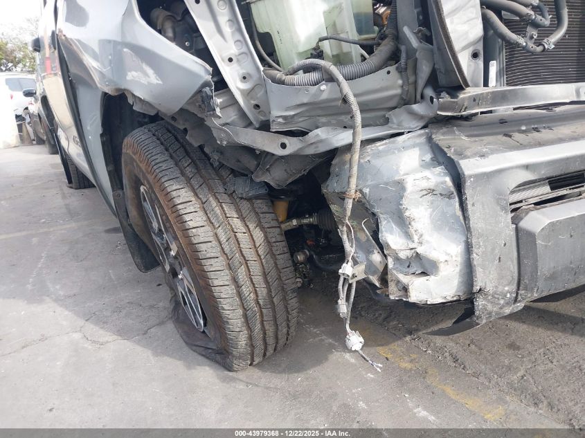 2018 Toyota Tundra Sr5 5.7L V8 VIN: 5TFDY5F15JX749067 Lot: 43979368