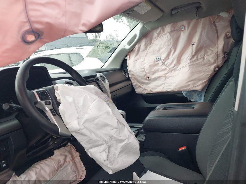 2018 Toyota Tundra Sr5 5.7L V8