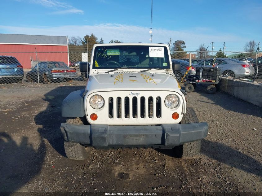 2009 Jeep Wrangler Unlimited X Rhd VIN: 1J4GZ39179L711945 Lot: 43979387