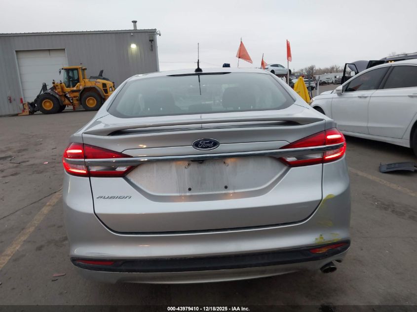 2018 Ford Fusion S VIN: 3FA6P0G75JR200470 Lot: 43979410