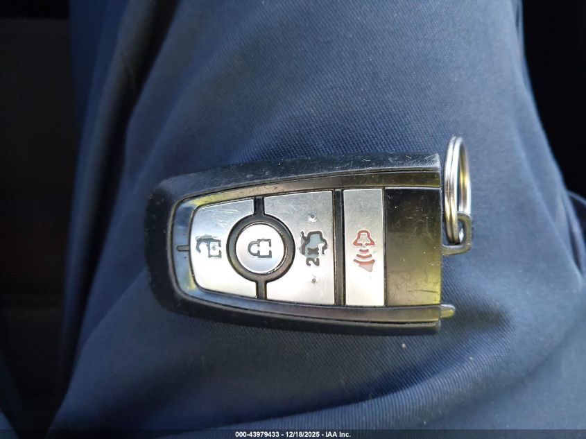 2020 Ford Fusion Se VIN: 3FA6P0HD3LR202211 Lot: 43979433