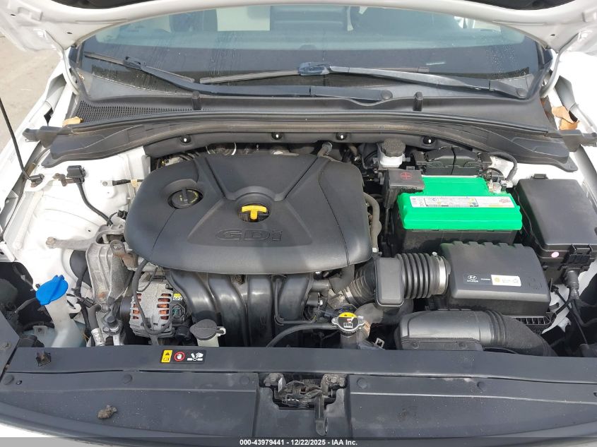 2018 Hyundai Elantra Gt VIN: KMHH35LEXJU074109 Lot: 43979441