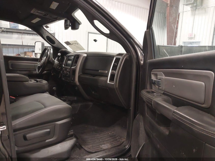 3C6TR5EJ3JG275139 2018 Ram 2500 Power Wagon 4X4 6'4 Box auction photo 1