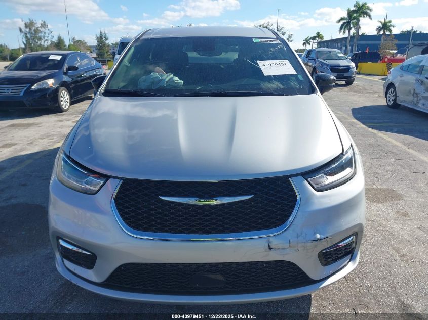 2026 Chrysler Pacifica Select VIN: 2C4RC1BG6TR196955 Lot: 43979451
