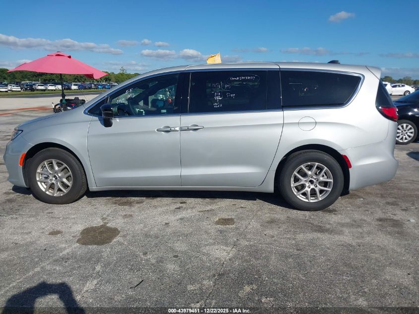 2026 Chrysler Pacifica Select VIN: 2C4RC1BG6TR196955 Lot: 43979451