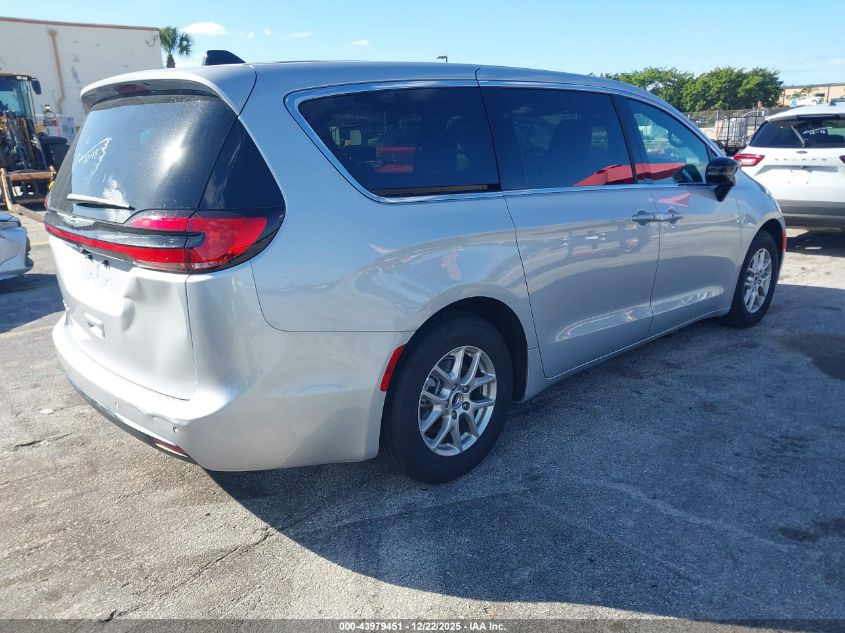 2026 Chrysler Pacifica Select VIN: 2C4RC1BG6TR196955 Lot: 43979451