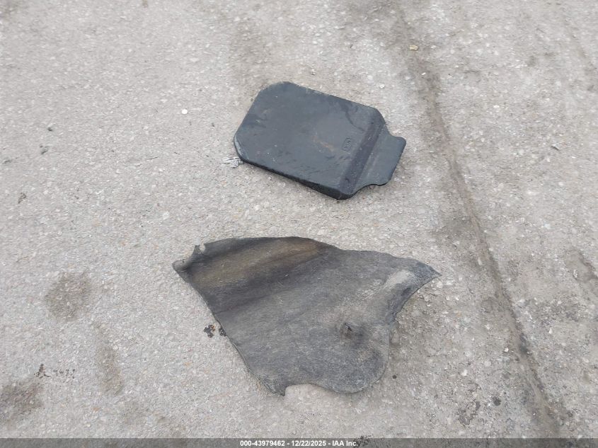 2019 Jeep Grand Cherokee Altitude 4X4 VIN: 1C4RJFAG2KC587998 Lot: 43979462