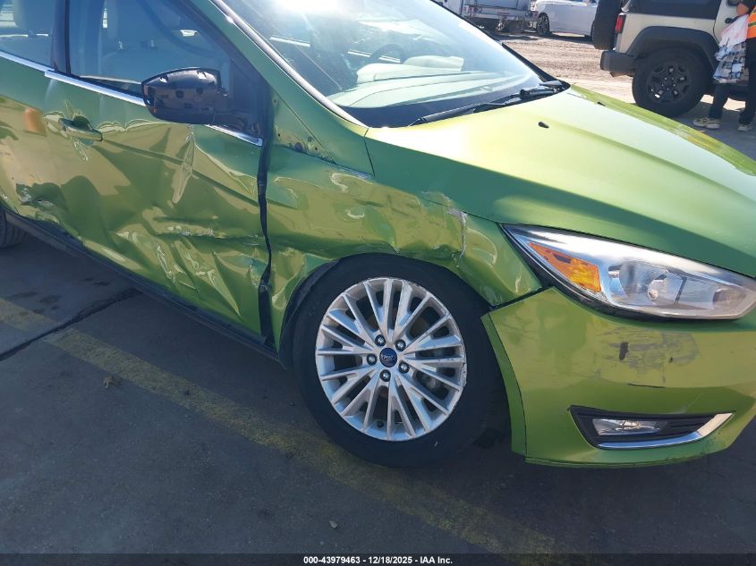 2018 Ford Focus Titanium VIN: 1FADP3J23JL272143 Lot: 43979463