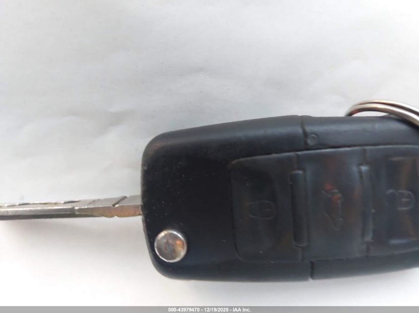 2007 Volkswagen Rabbit 4-Door VIN: WVWDS71K97W053789 Lot: 43979470