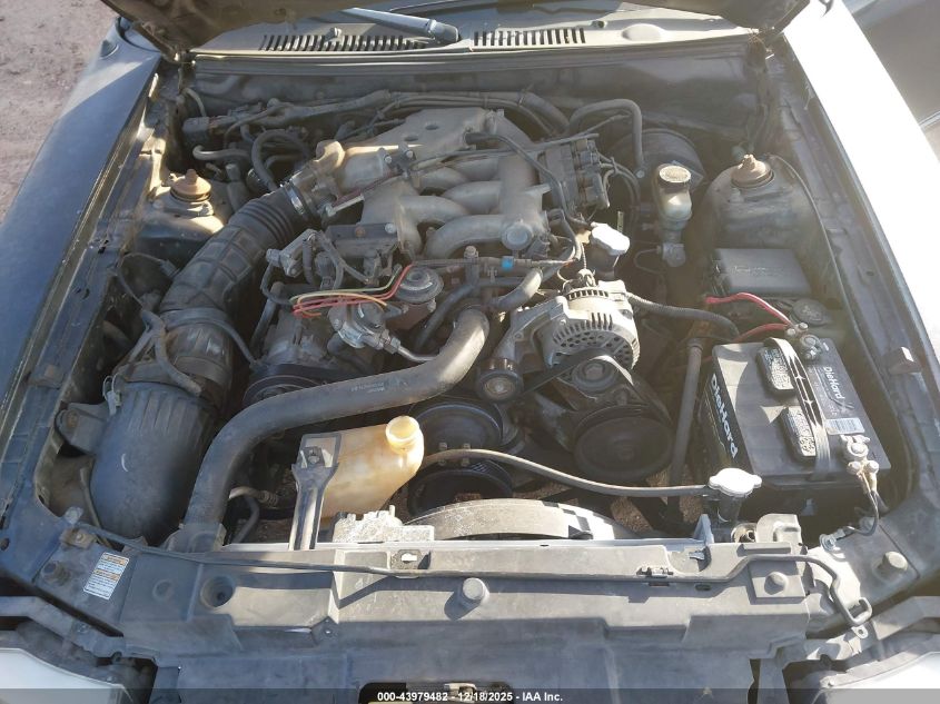 2000 Ford Mustang VIN: 1FAFP4442YF226226 Lot: 43979482