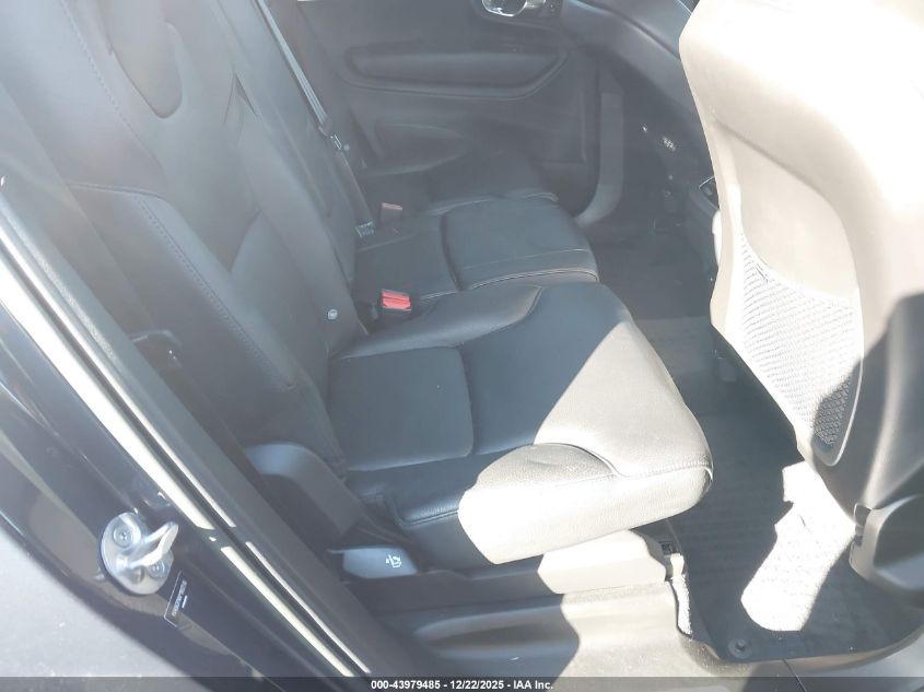 2023 Volvo Xc90 B6 Plus 7-Seater VIN: YV4062PNXP1902510 Lot: 96282285