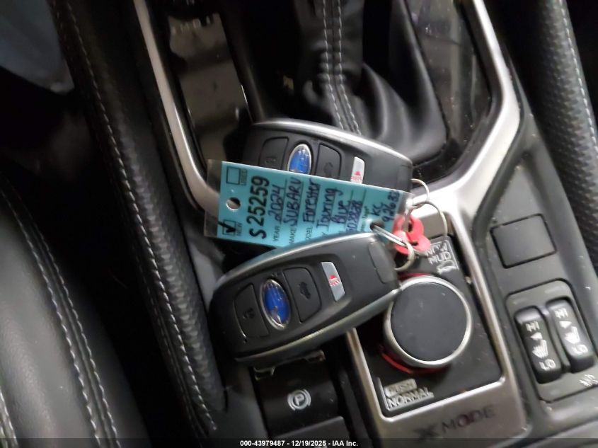 2024 Subaru Forester Touring VIN: JF2SKAMCXRH508828 Lot: 43979487