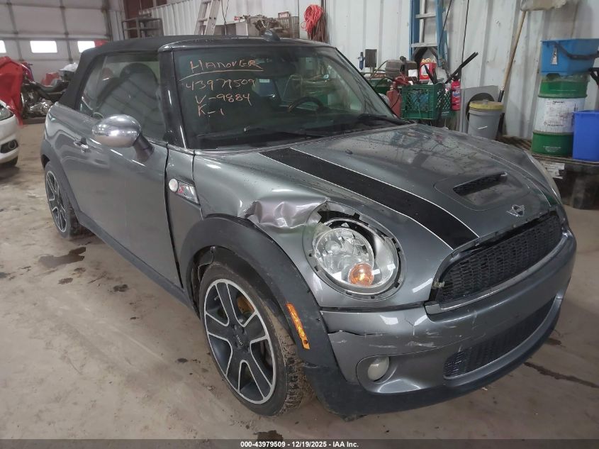2009 Mini Cooper S VIN: WMWMS335X9TG89884 Lot: 43979509