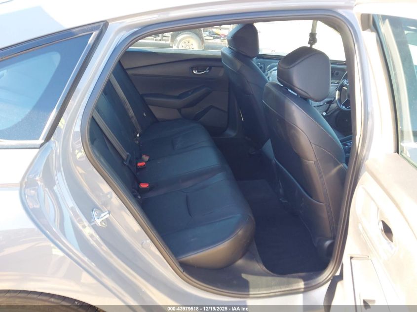 2024 Honda Accord Hybrid Sport-L VIN: 1HGCY2F75RA031131 Lot: 43979518