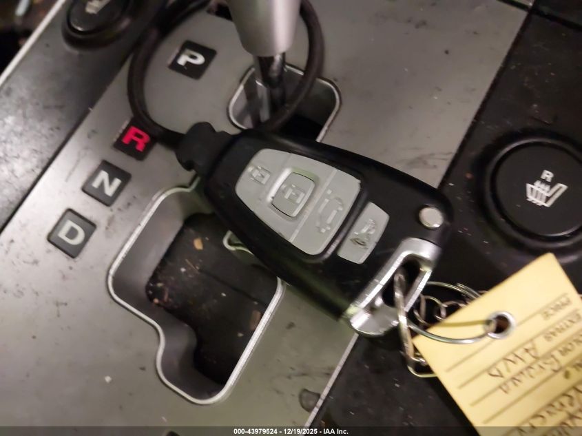 2008 Hyundai Veracruz Gls/Limited/Se VIN: KM8NU73C58U070215 Lot: 43979524