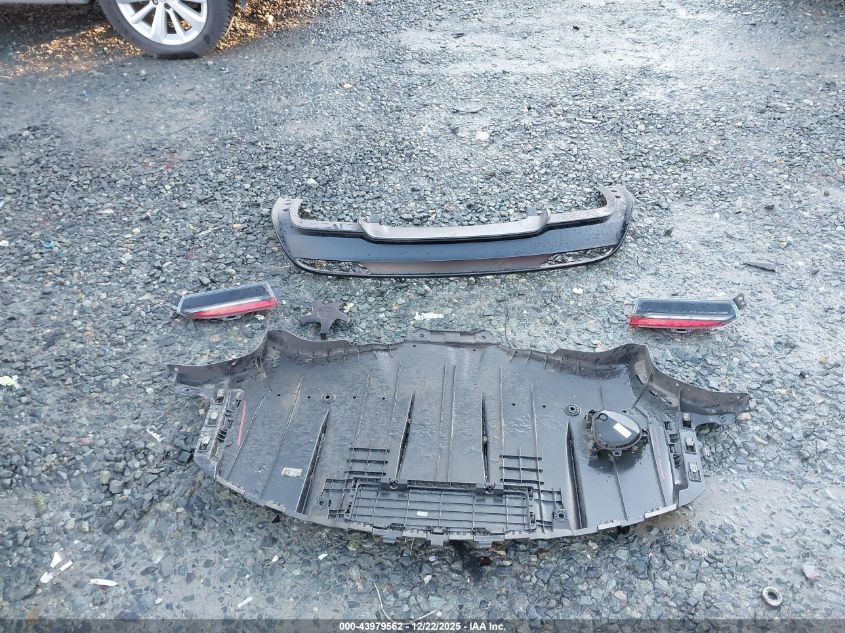 2024 Tesla Model 3 Performance All-Wheel Drive VIN: 5YJ3E1ET4RF767789 Lot: 43979562